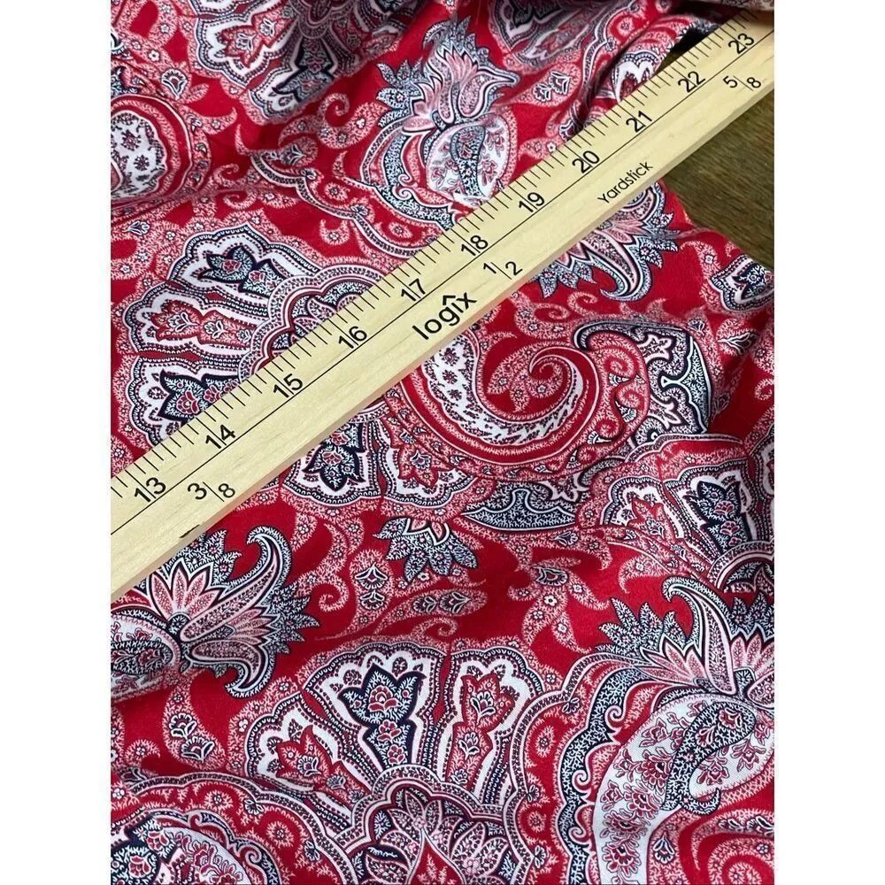 Chaps red paisley button up top size L relaxed fit - Picture 9 of 11